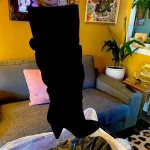 Knee-high suede boots